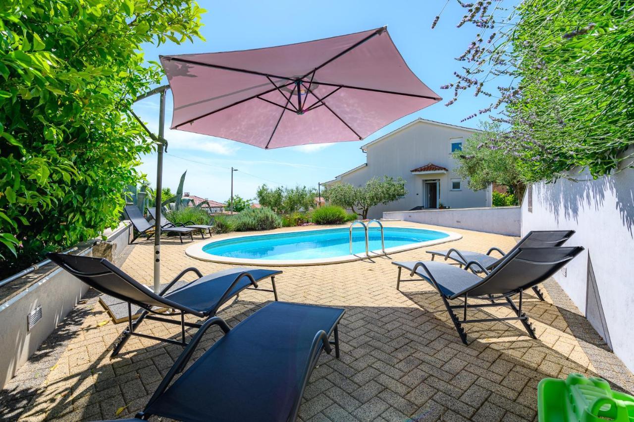Villa Elisa Kaštelir Εξωτερικό φωτογραφία