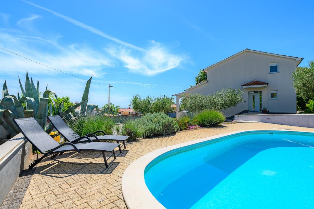 Villa Elisa Kaštelir Εξωτερικό φωτογραφία