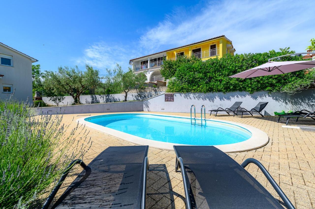 Villa Elisa Kaštelir Εξωτερικό φωτογραφία